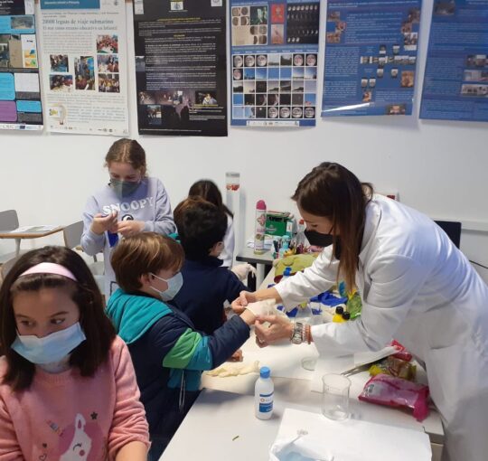 LOS VIERNES TOCA CIENCIA