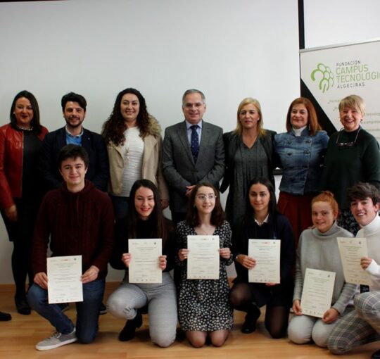 BECAS PARA CNIO Y FIDAMC